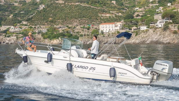 Лодка Reginella